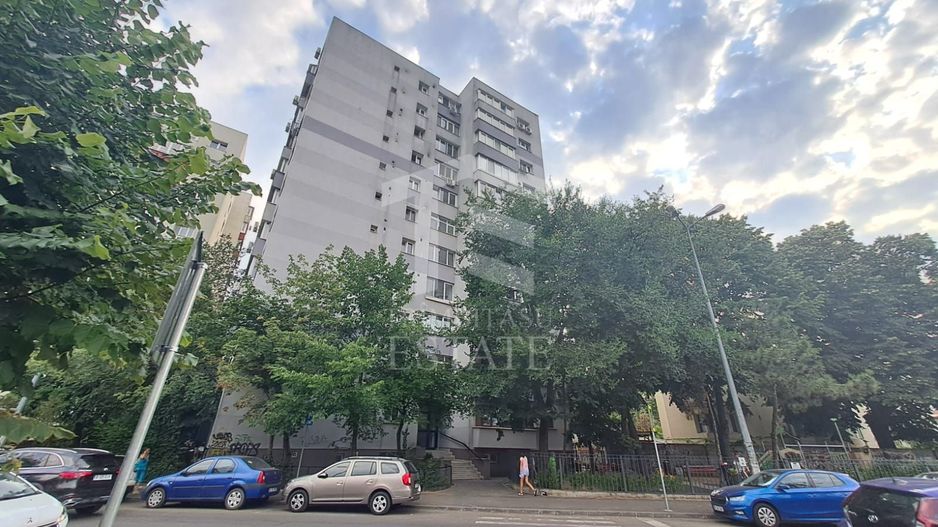 Apartament 3 camere Metrou 1 Mai - Poză 28