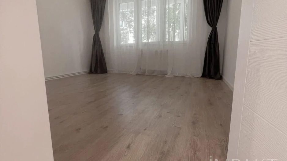Apartament cu 3 camere decomandat zona Transylvania College Gheorgheni - Poză 3
