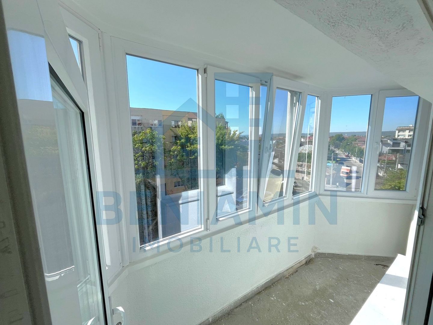 Garsoniera-Centrala Termica-1 Mai Bulevard-etaj 3-Disponibila imediat - Poză 6