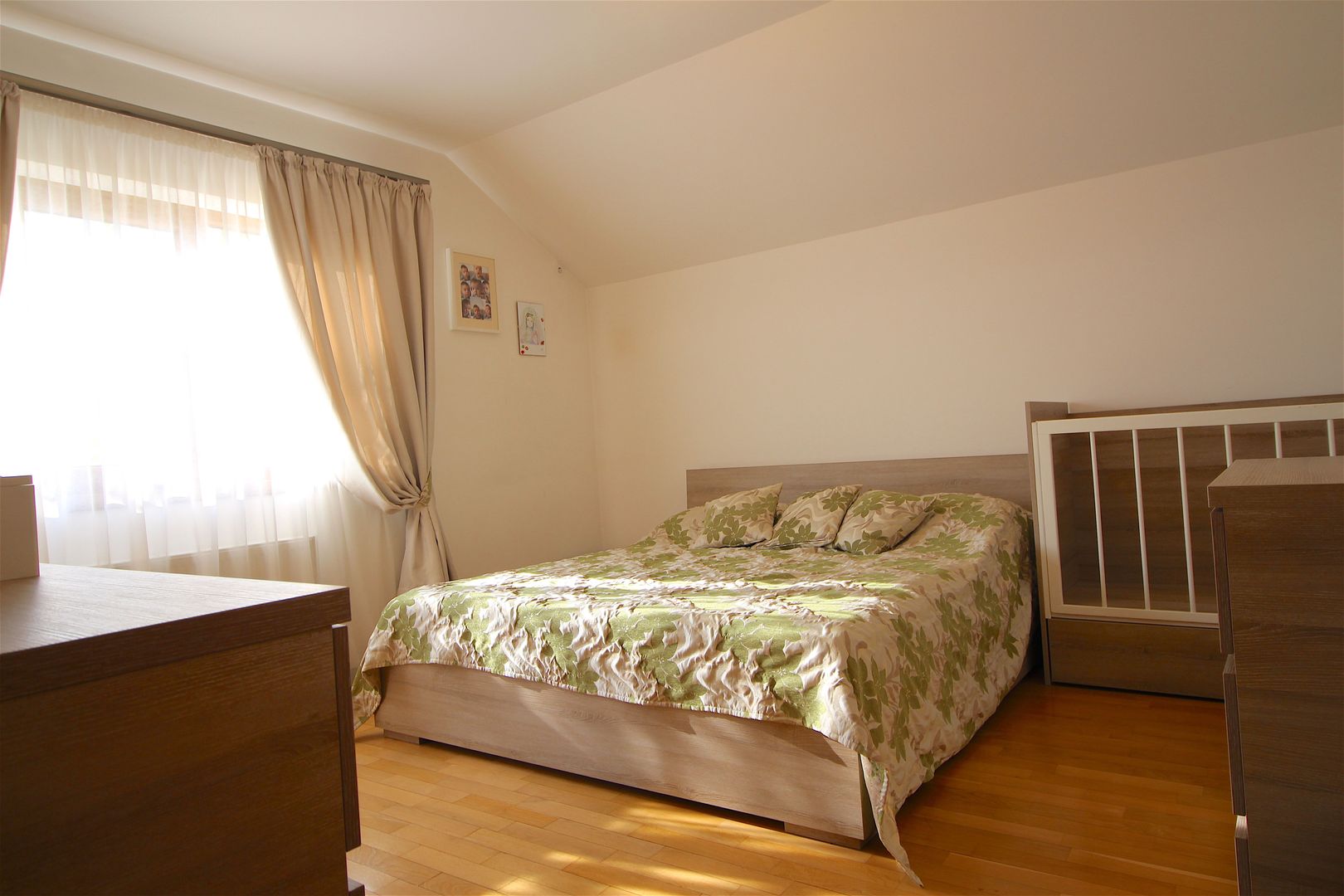 Casă / Vilă cu 5 camere de vânzare în zona Dumbravita - Poză 12