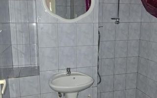 Apartament 3 camere parter cu balcon - Poză 5