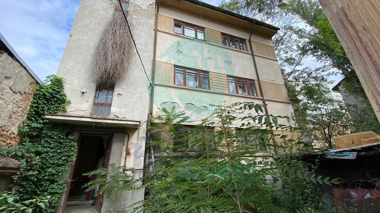 Proprietate cu potențial investițional, la 2 minute de Primăria Sectorului 1 - Poză 1