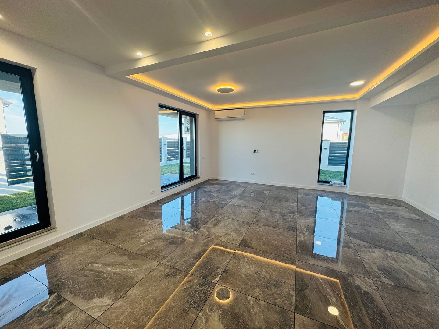 Vila P+1+M 5 camere Popesti-Leordeni-Centura A0 - Poză 6