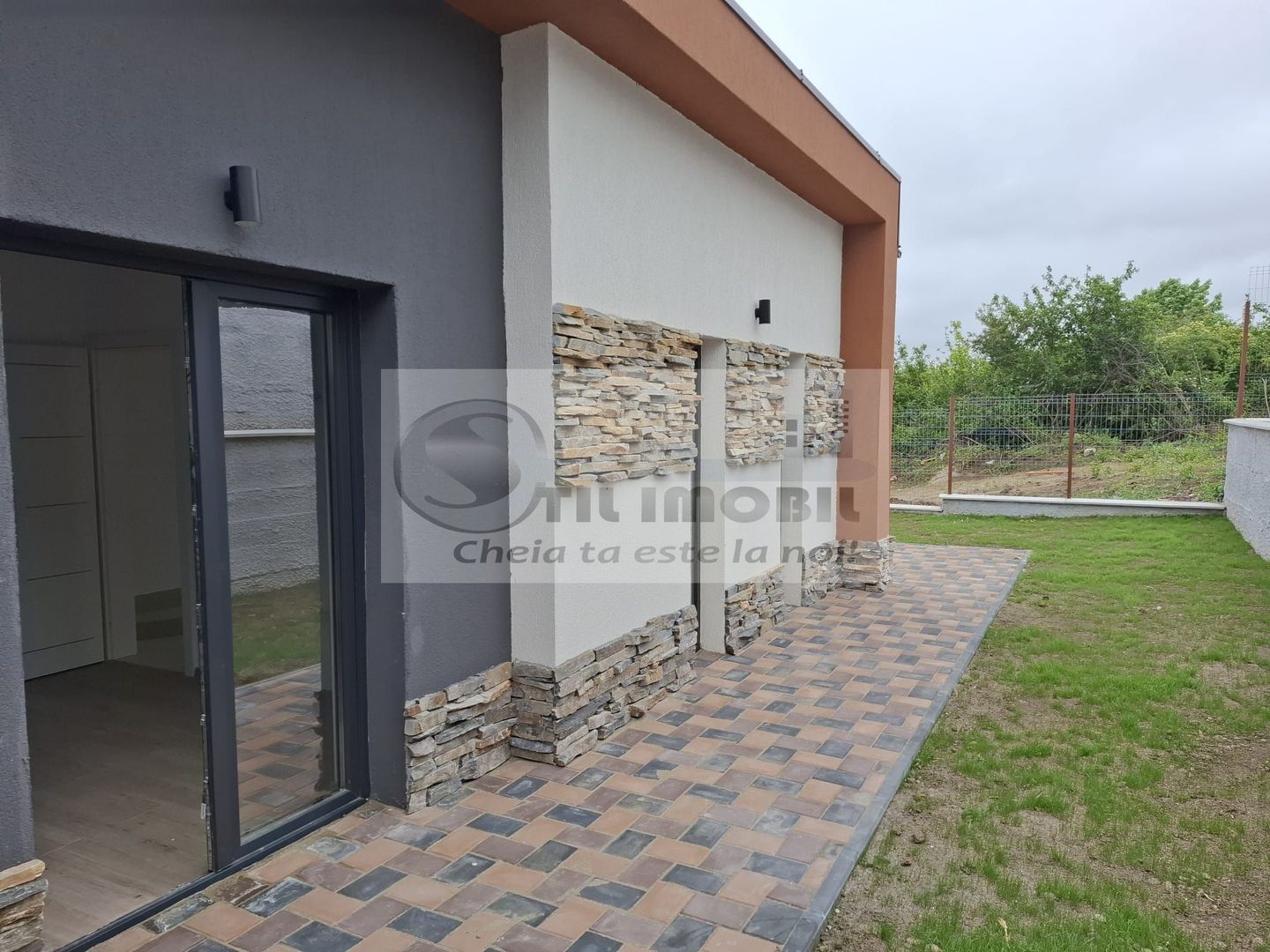 Casa tip Duplex in Valea Adanca 150 000 euro - Poză 3