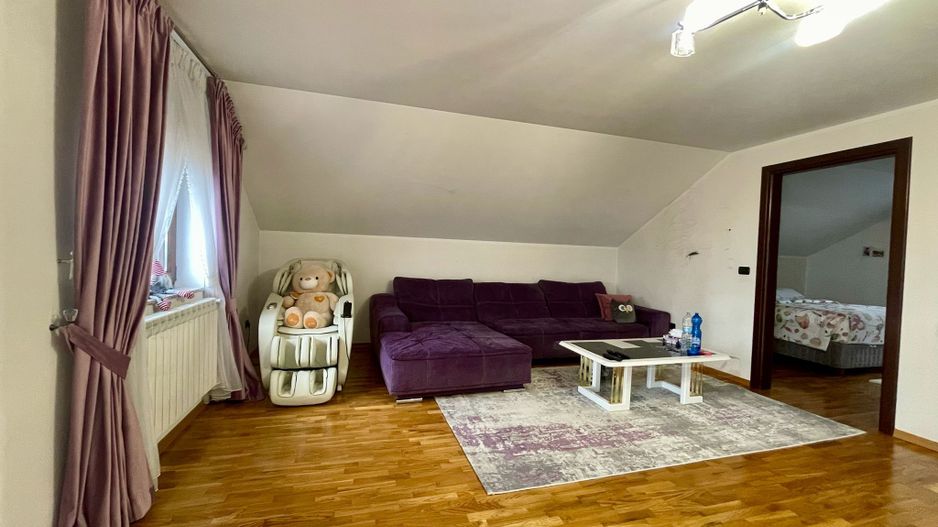 CASA COMPLET UTILATA SI MOBILATA MODERN CU GRADINA | 1100 MP |MARGINEA - Poză 10