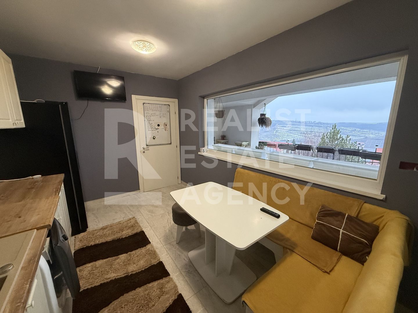 🏡 Apartament 4 camere de vânzare–Breazu, la doar 10 minute de Copou - Poză 5