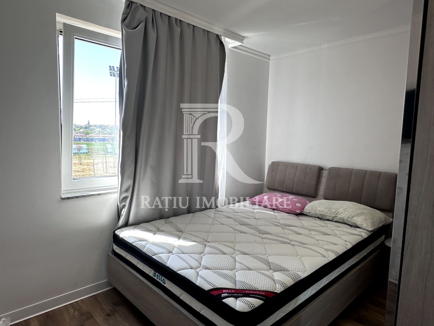 Casa cu 5 dormitoare de închiriat | Cartierul Lotus | Sanmartin - Poză 18