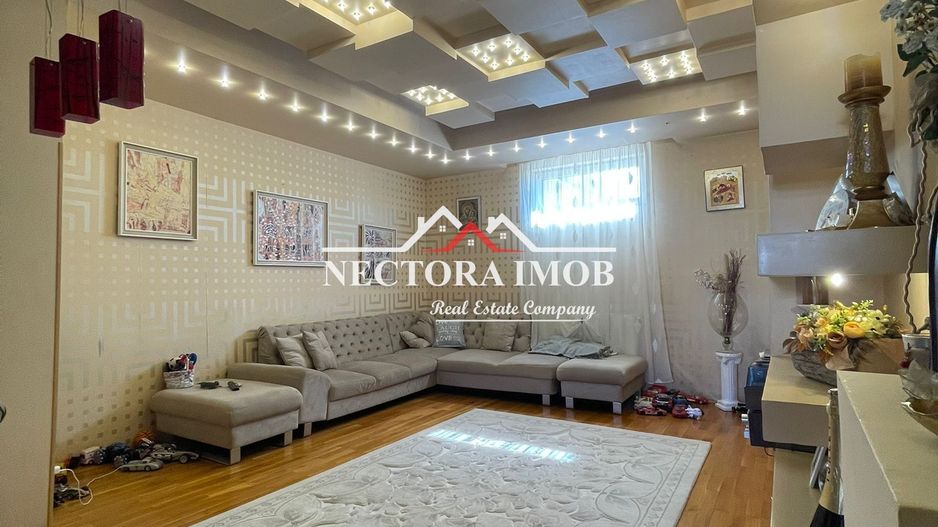 NECTORA IMOB-Casa 4 camere, Str. Constantin Tanase, zona Horea, 200 mp - Poză 1