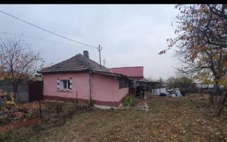 Casa in Les la asfalt si utilitati - Poză 3