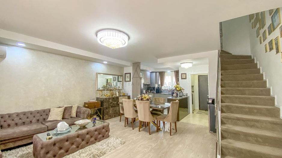 Casa 3 camere - Complex Cosmopolis - Poză 1