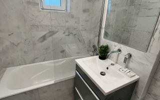 Inchiriere apartament 4 camere vedere parc - Poză 13