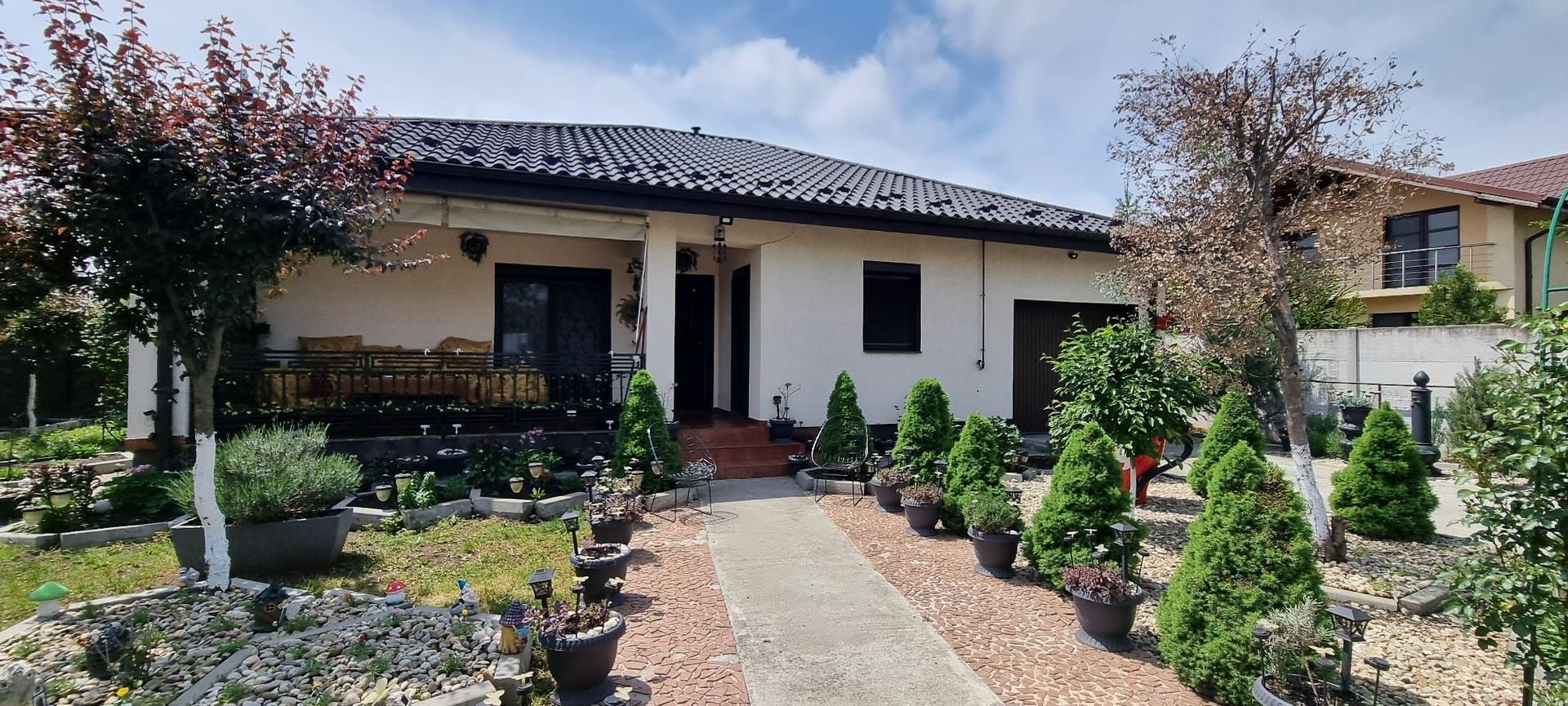 Parter cu structură pentru etaj, curte amenajată și organizare impeca - Poză 40