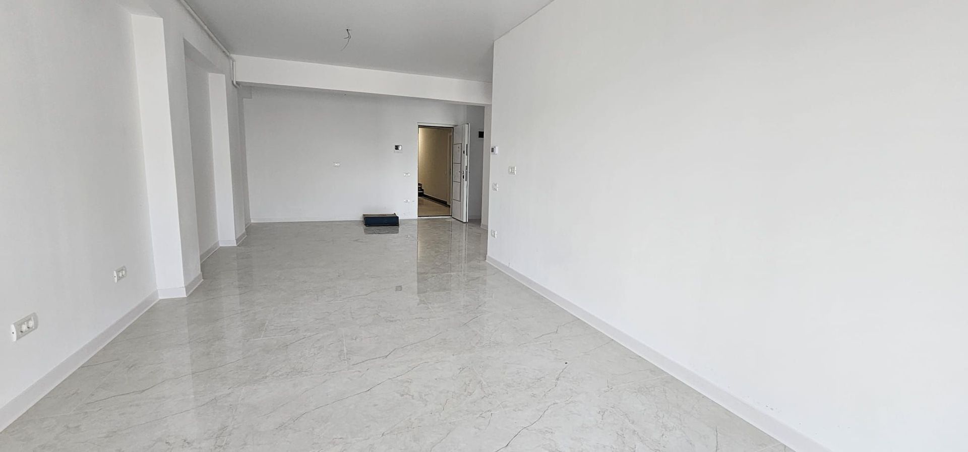 Apartamente noi de inchiriat – Complex Roka Traian, Piata Centrala - Poză 16