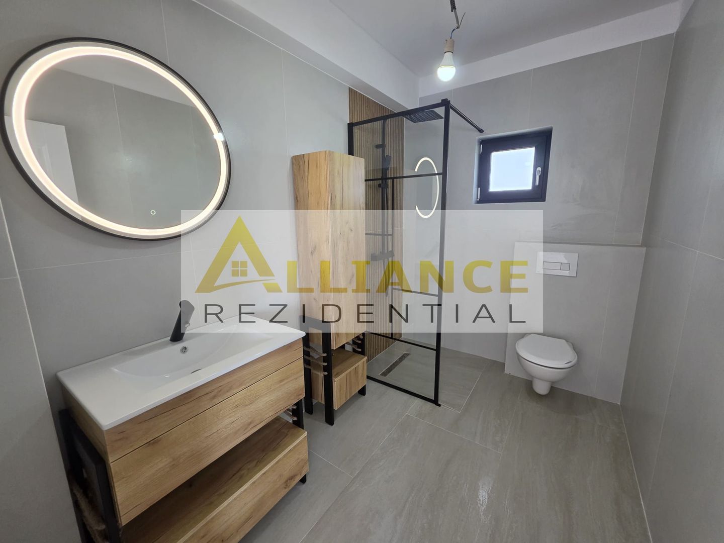Vila 4 Camere | Curte amenajata - Poză 18