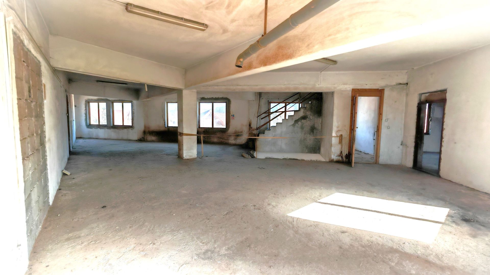 Cladire P+4 Rasnov- Central, IDEAL INVESTITIE. - Poză 24