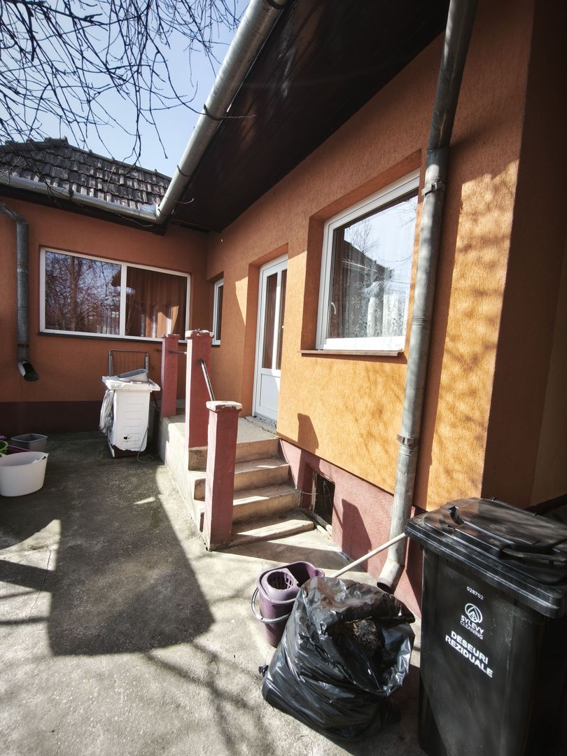 Casă Corunca la stradă E60, teren 600 mp, 3 camere – ideal investie - Poză 5