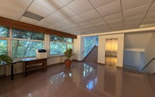 De vanzare  CLĂDIRE PREMIUM DE BIROURI ȘI SERVICII  pret negociabil - Poză 9