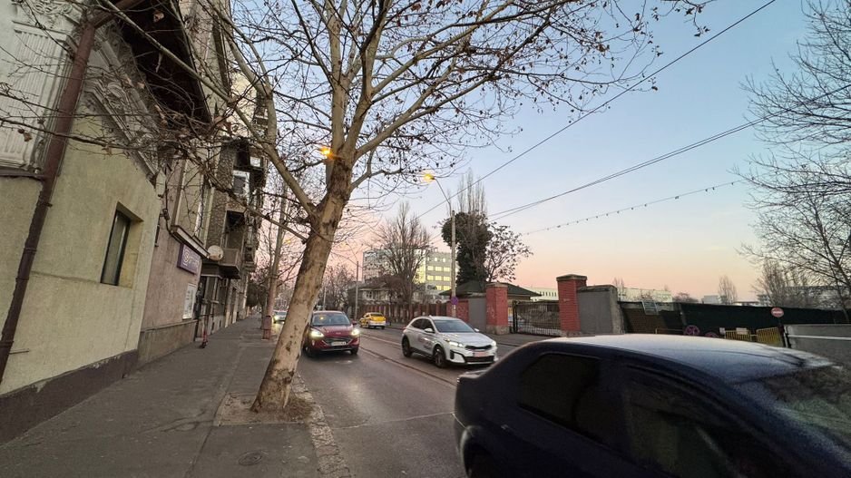 Vânzare Casă 2 Camere || Bulevardul Mărășești Nr. 11 || Lângă Parcul Carol - Poză 8