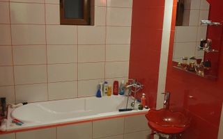 Apartament 3 camere | Etaj 2 | Balcon | Calea Cisnadiei - Poză 5