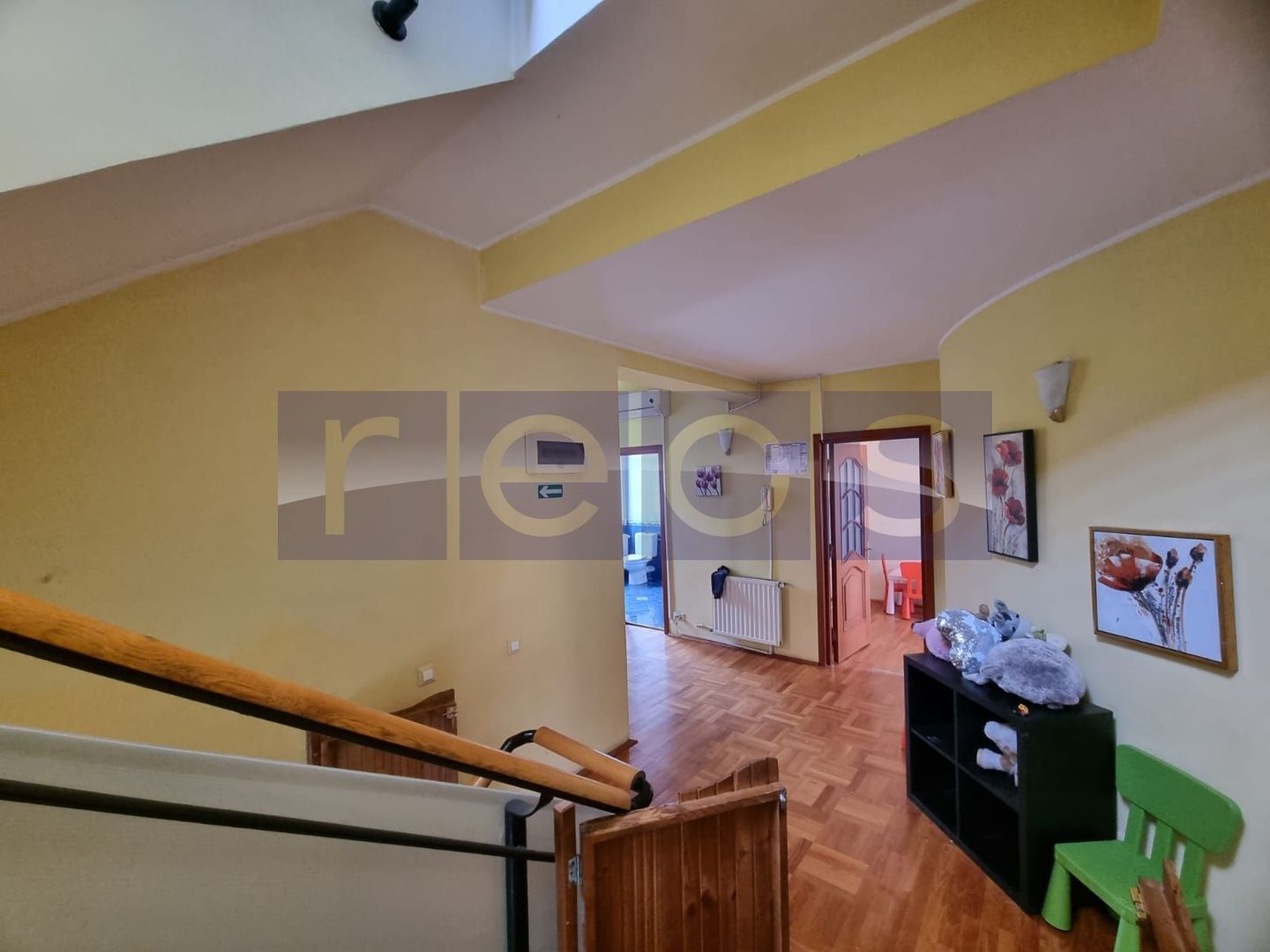 DE INCHIRIAT VILA  D+P+1+2 + CURTE | ZONA PARCUL CAROL - Poză 23