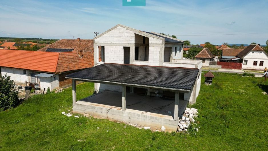 Casă la roșu din BCA de vânzare în Județul Arad - Poză 15