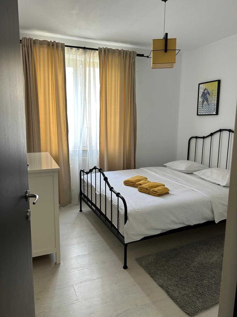 Apartament 2 camere - Universitate, vedere frumoasă - str. Doamnei - Poză 3