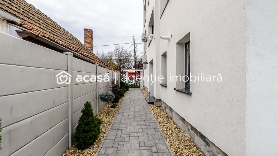 Clădire nouă P+2 cu showroom și birouri în Arad - Poză 16