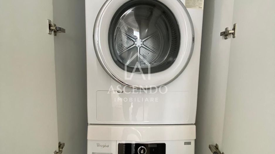Apartament 3 camere, 2 bai premium mobilat lux , cu parcare inclusă - Poză 16
