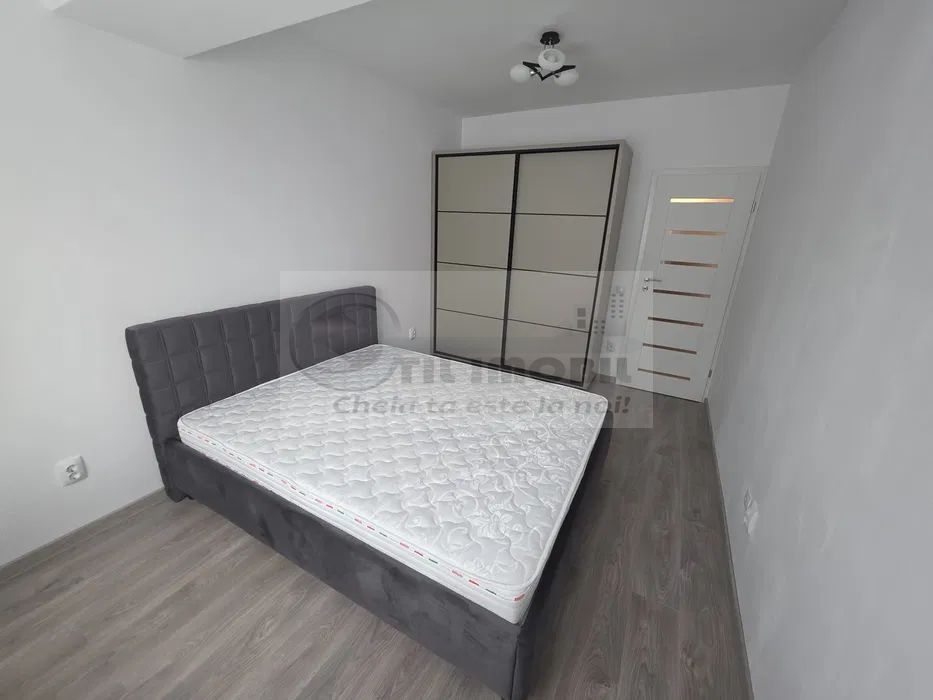Apartament 3 camere Tatarasi 700 euro - Poză 1