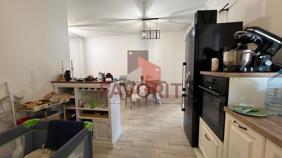 Duplex | 3 camere | Mobilat | Parter | Carport | Curte generoasa | - Poză 5
