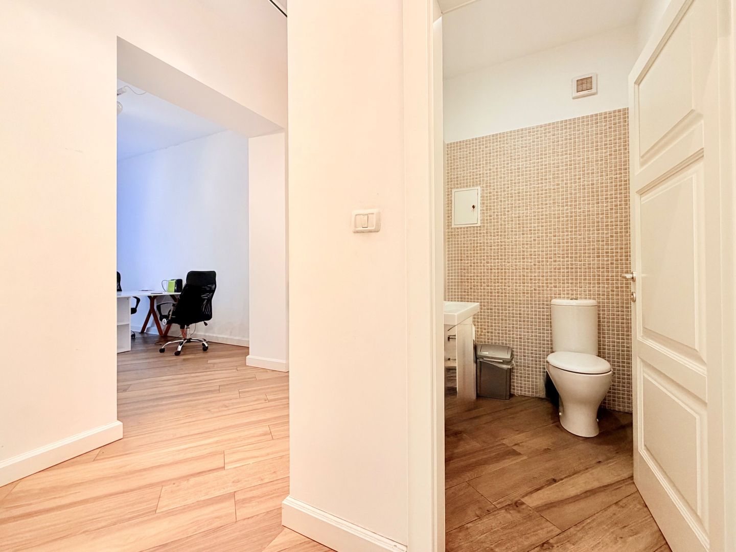 Spațiu Birou - Imobil istoric complet renovat - Poză 11