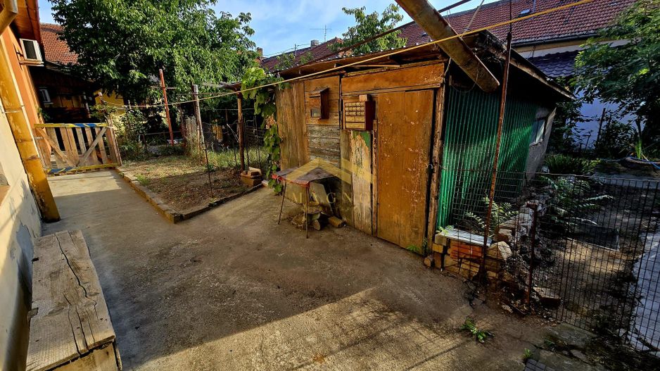 Apartament la casa cu doua camere/ zona Alfa. - Poză 3