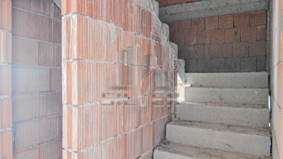 Casa moderna de tip Duplex cu Panorama asupra Clujului in cartier Iris - Poză 11