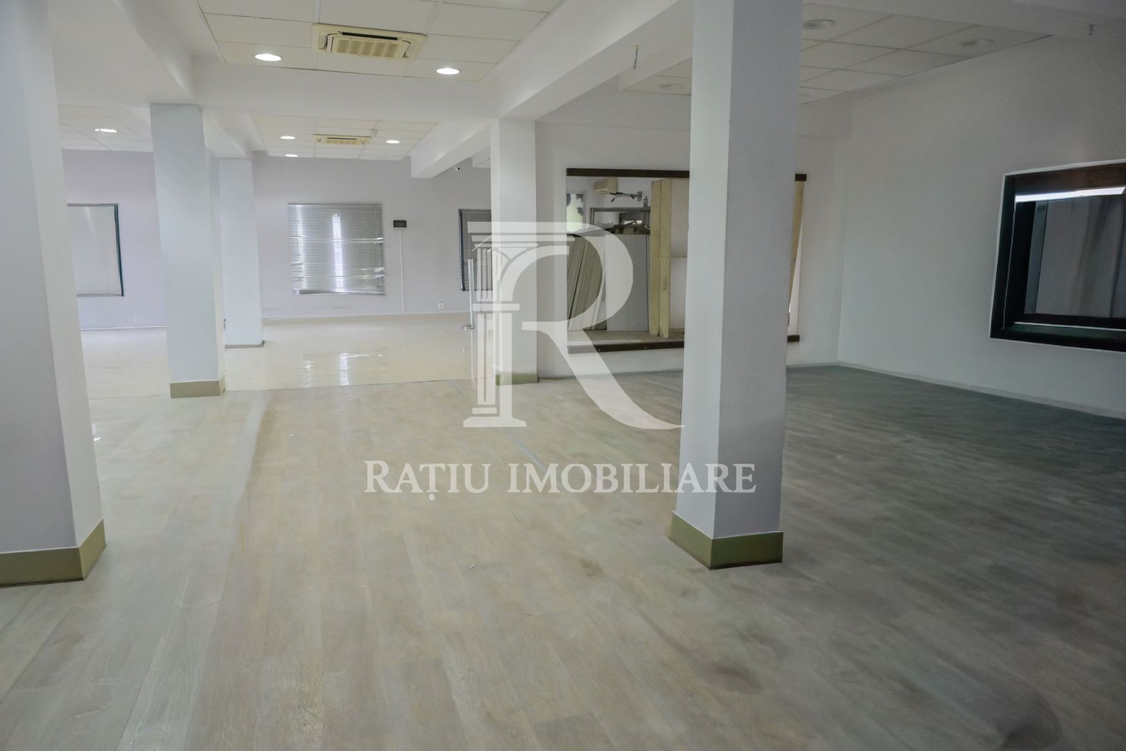 Spatiu Comercial | Nufarul | Oradea - Poză 2