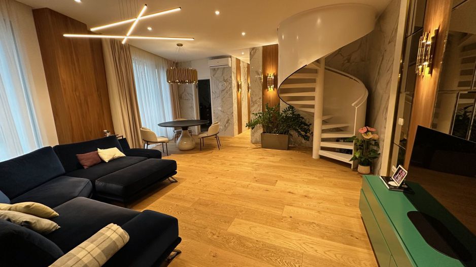 Apartament pe 2 niveluri - Poză 17