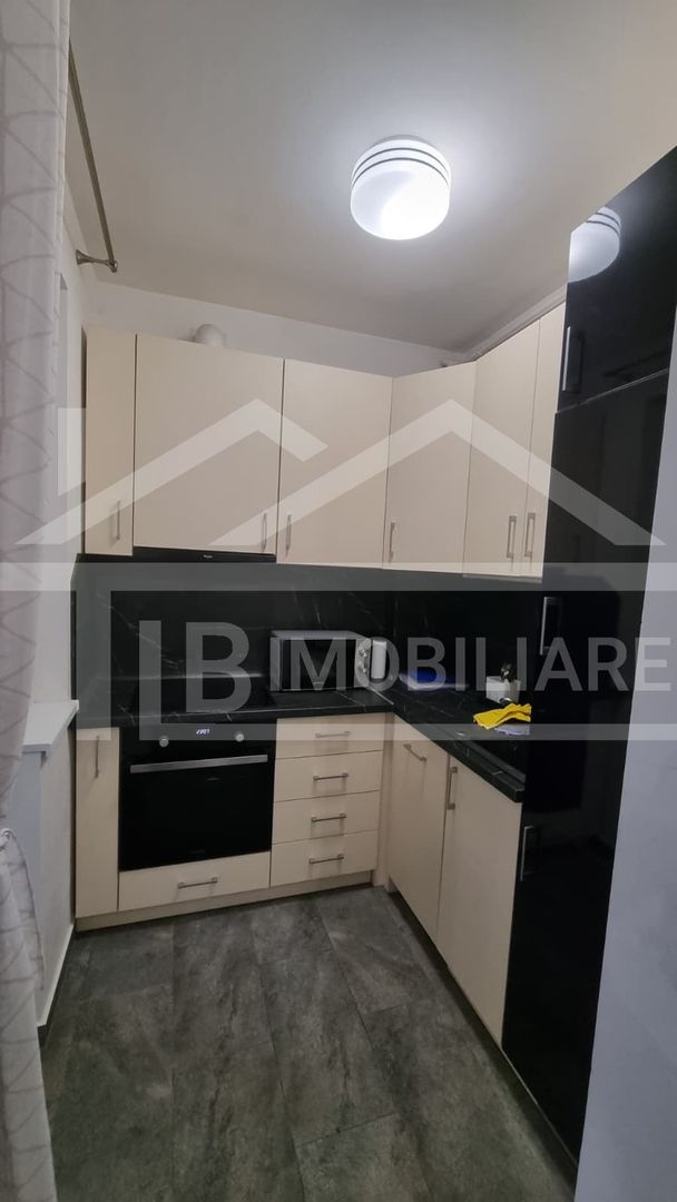 Apartament cu 4 camere, 75mp, Zona Semicentrala - Poză 8