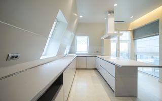 Penthouse for Rent, 5 Rooms, 230 sqm | Terrace 47 sqm | Parking - Poză 3