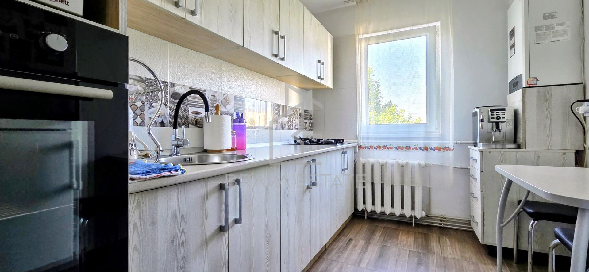 Apartament 3 camere, semidecomandat, mobilat, balcon, Aleea Borșa - Poză 4