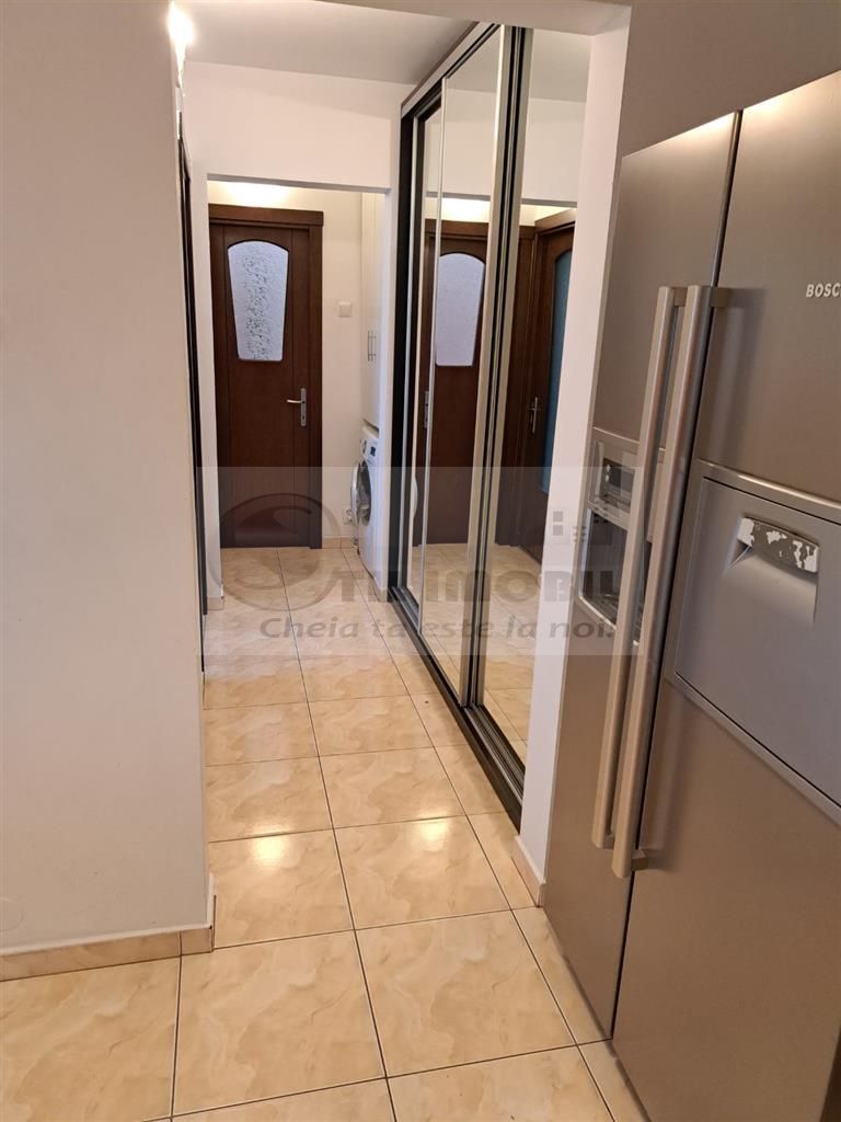 Apartament 3 Camere Baza III - 500 euro - Poză 3