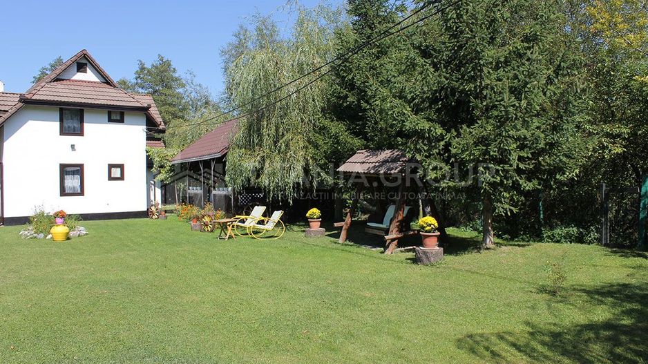 Pensiune, vilă și cafenea în Bran - Business funcțional, teren 2200 mp - Poză 22