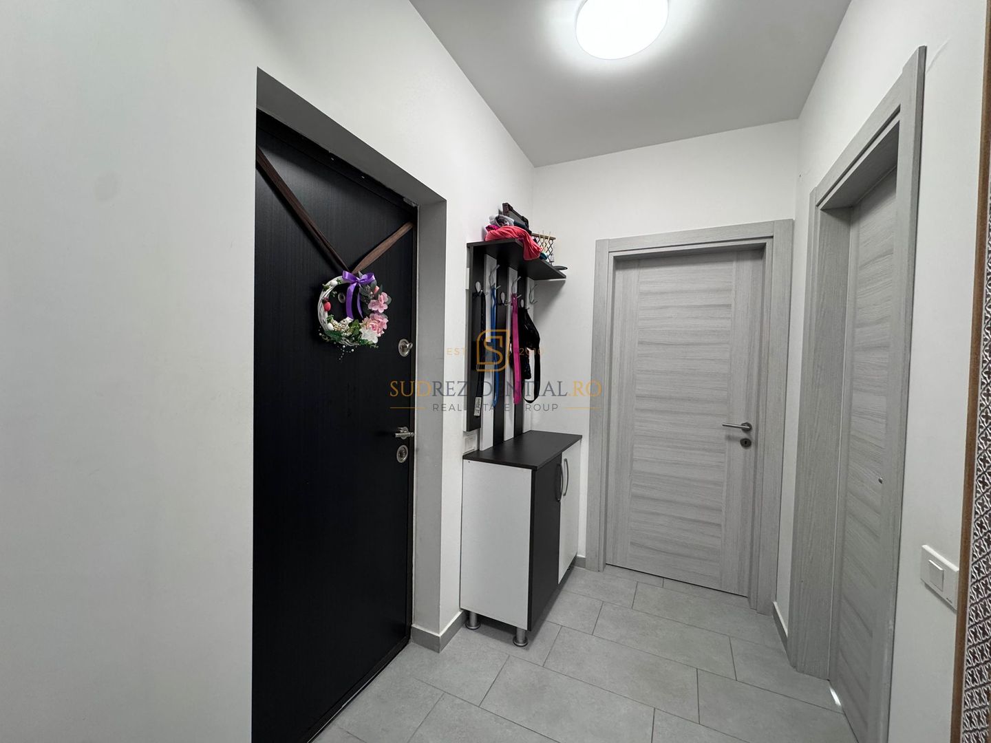 Apartament 2 camere, 55 mp, parcare inclusa, mobilat modern, Sector 4 - Poză 11