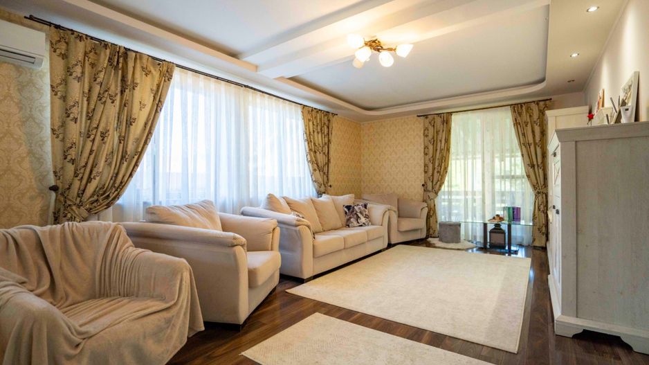 Casa cu teren 760 mp Episcopia Oradea - Poză 8