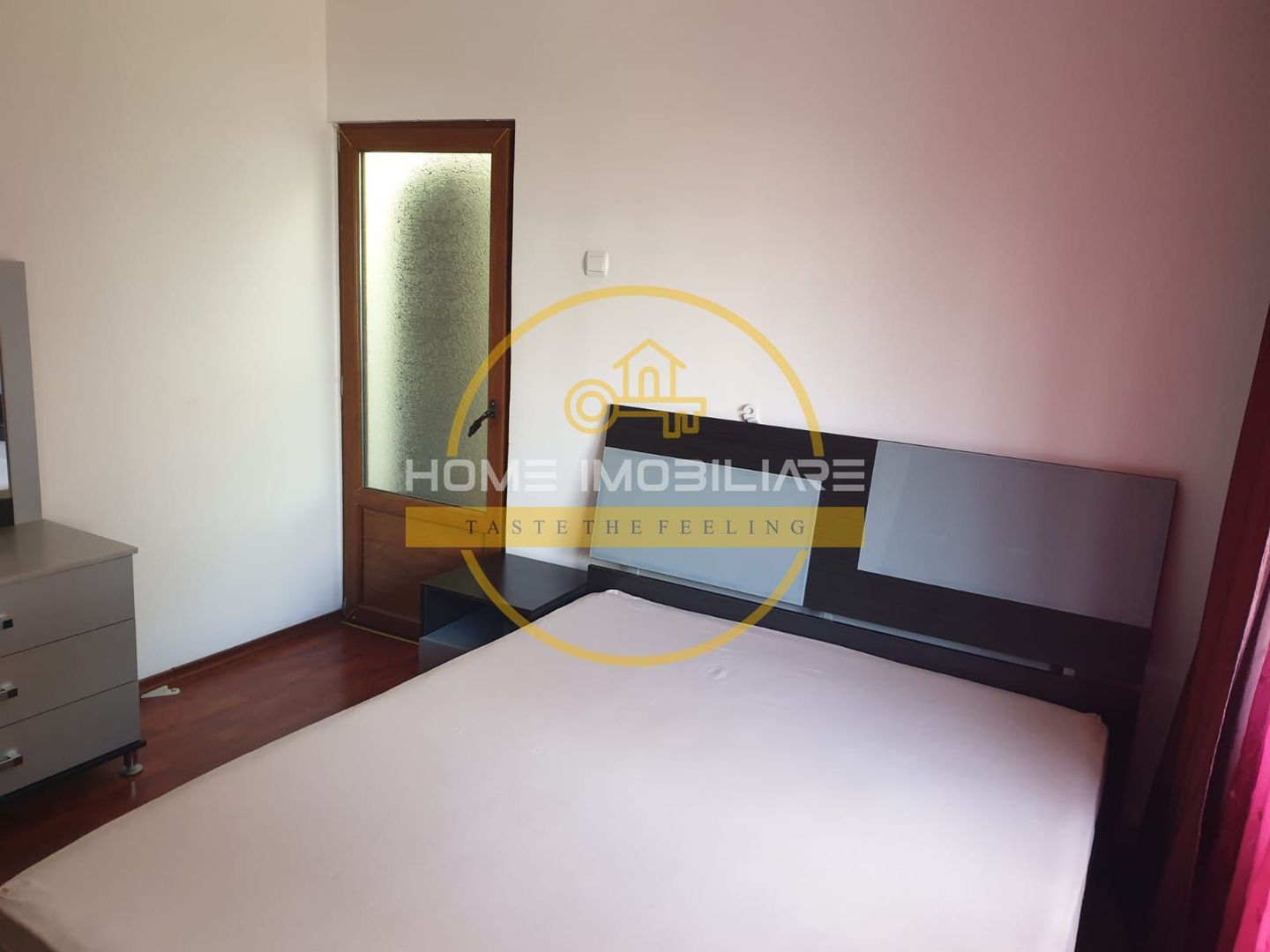 Etaj 1/Apartament 3Camere/Decomandat/74mp!Bloc din 1986! - Poză 2