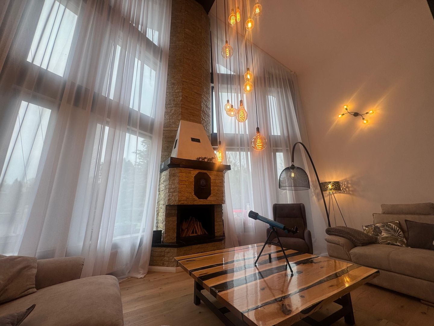 Pensiune deosebită în Bran || priveliște panoramică, facilitati premium - Poză 7