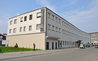 Hala spatioasa de inchiriat - Poză 5