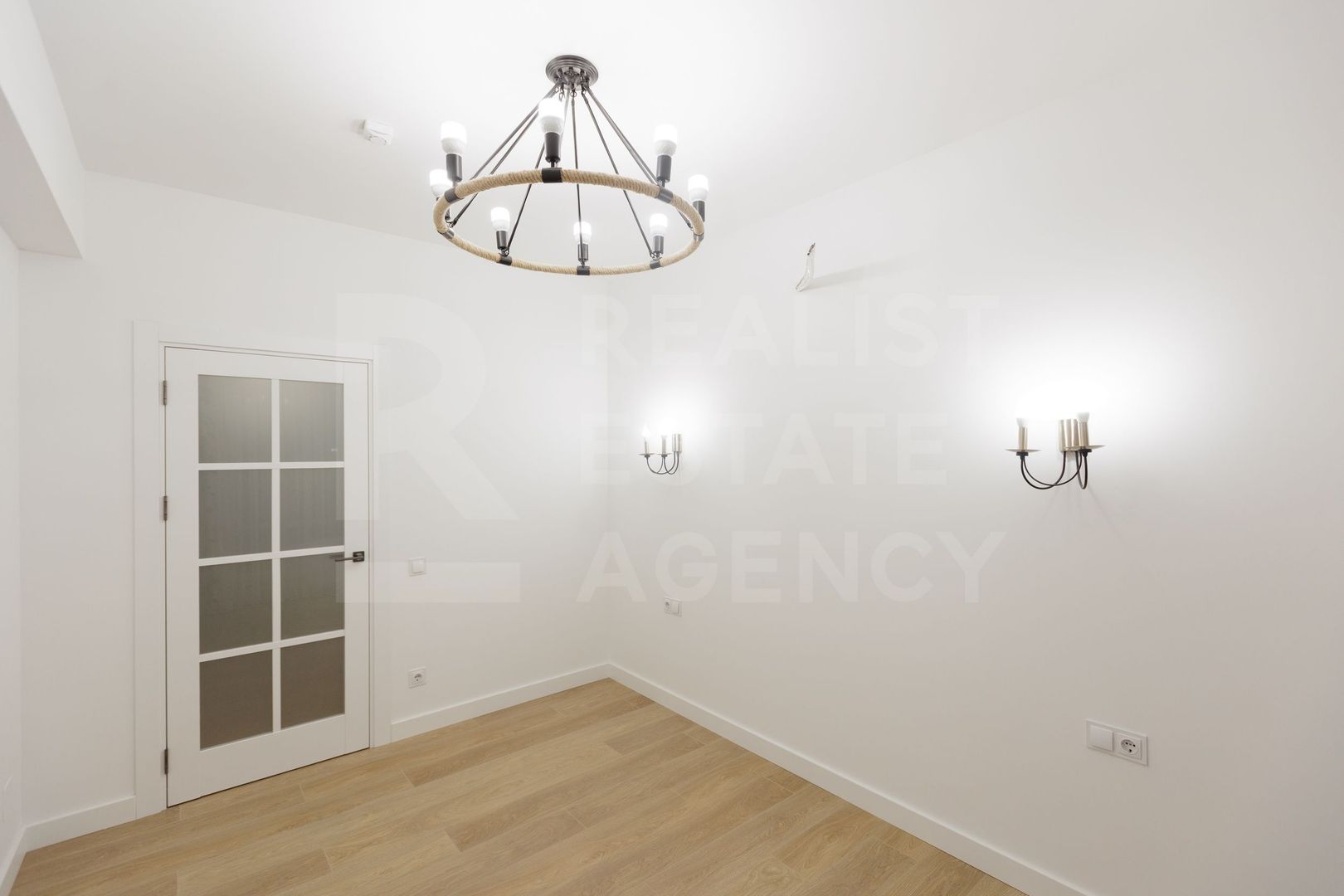 Vânzare, apartament, 2 camere, str. Calea Iesilor, sectorul Buiucani - Poză 8