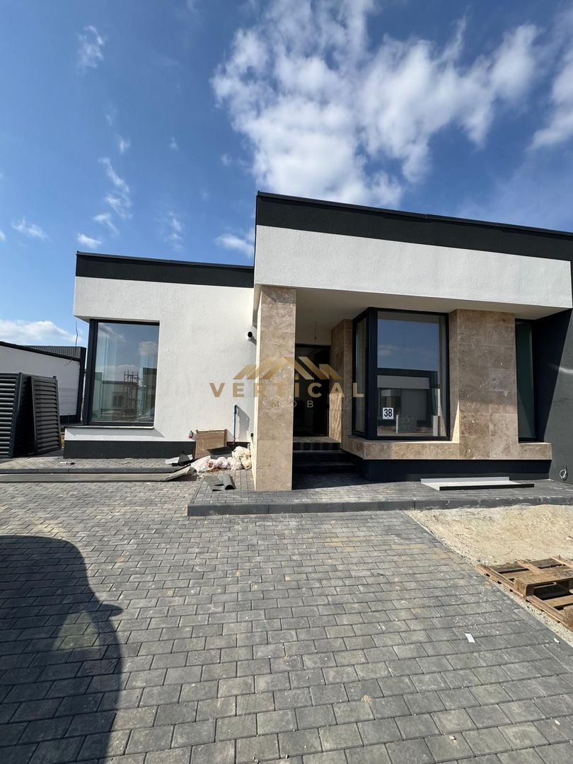 casa in comunitate - Poză 1