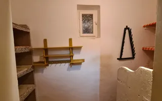 Casa individuala | De inchiriat | Valea Aurie | 90mp | Curte |Pivnita - Poză 13