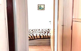 închiriez apartament 2 camere - Poză 6