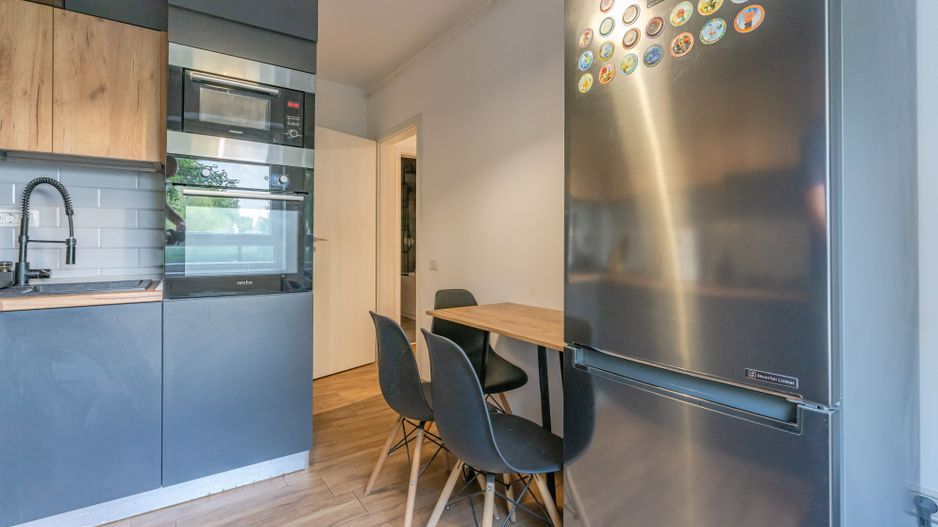 2 camere decomandat mobilat utilat cu gradina - Poză 6